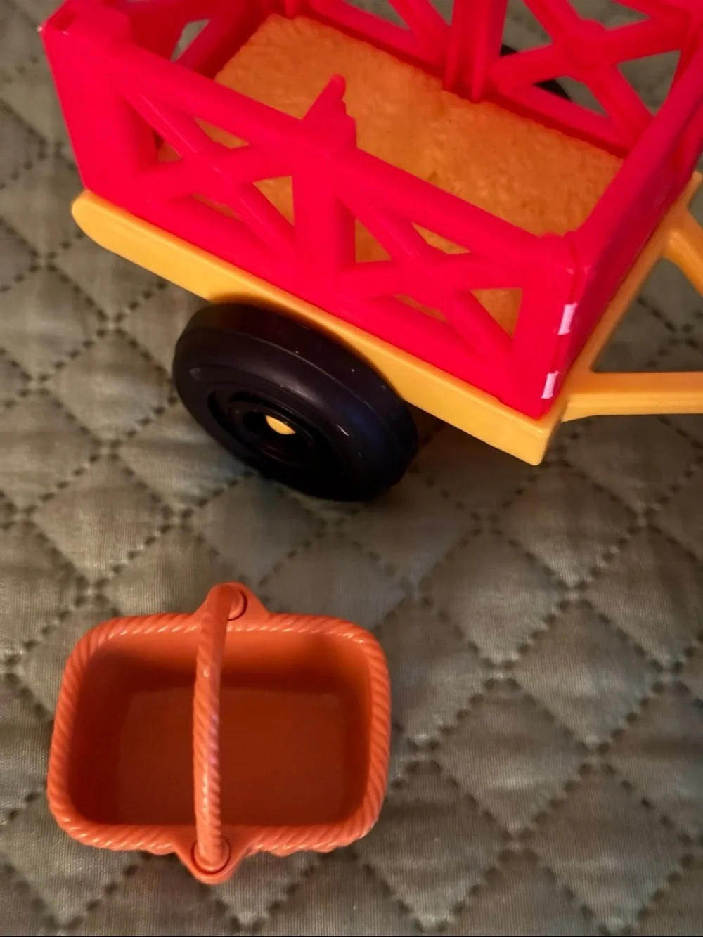 Barbie Sweet Orchard Farm Tractor Trailer Dog Fruit Basket Playset 2017